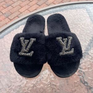 LV Black Fuzzy Slippers Size 7.5